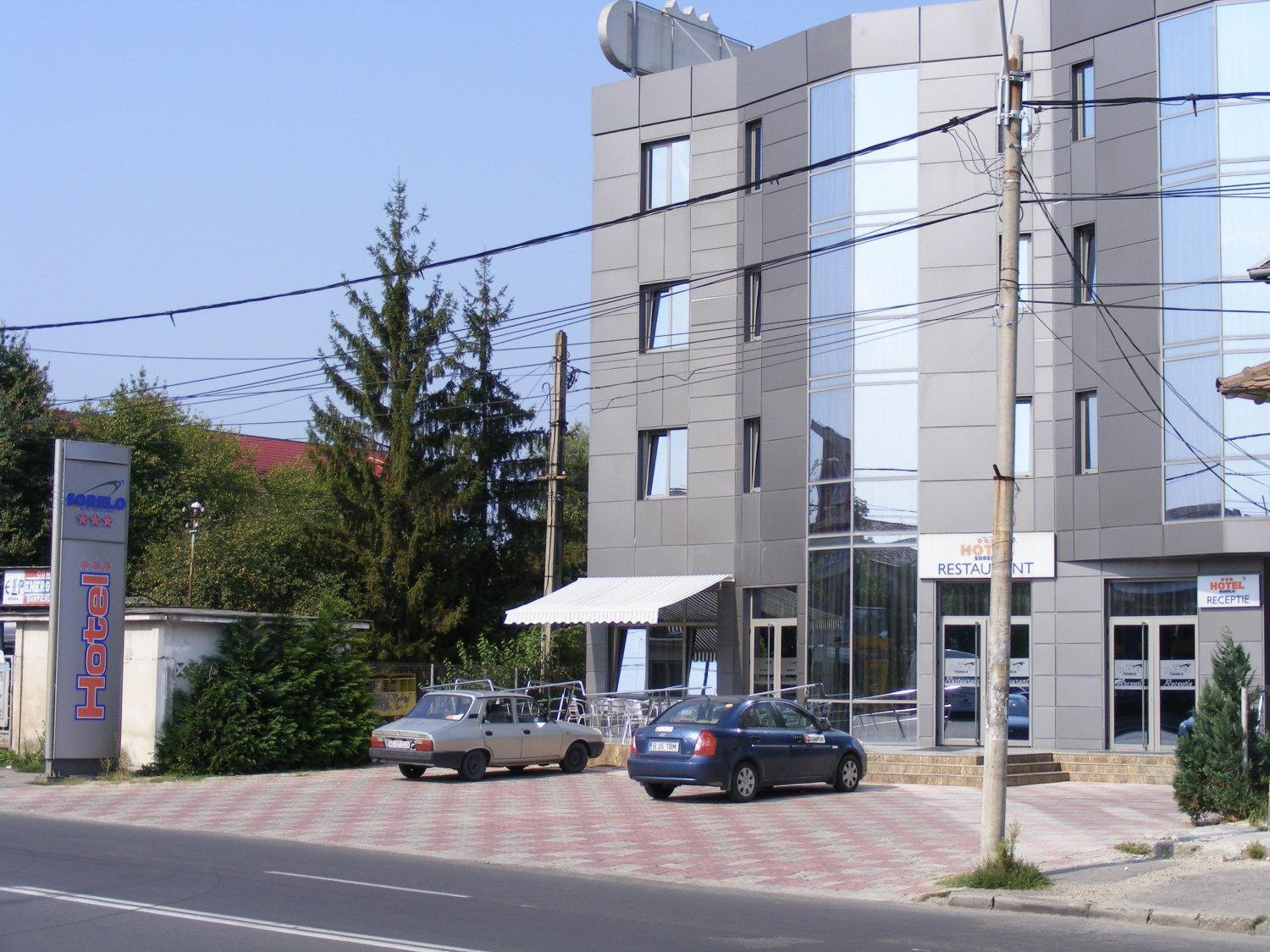 Hotel Sorelo Piteşti Exterior foto